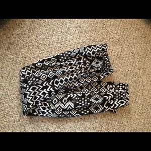 Aztec print maxi skirt💗